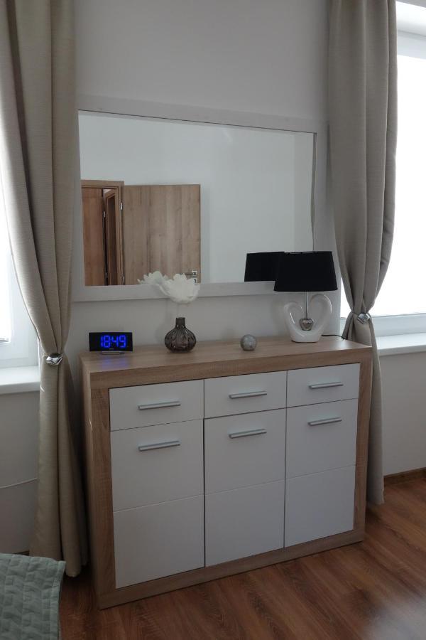 Apartmany Rubin Nesvady Exteriör bild