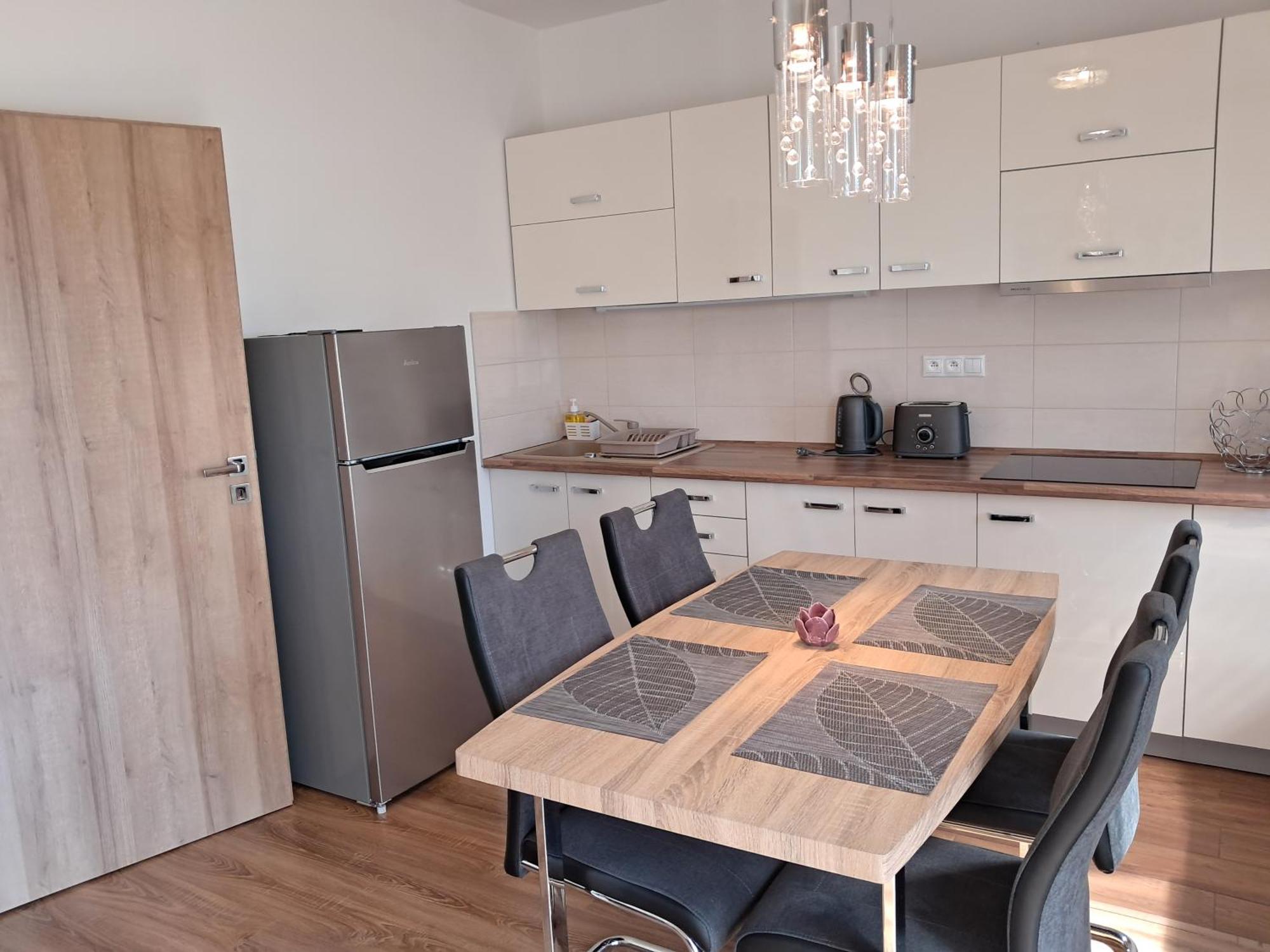 Apartmany Rubin Nesvady Exteriör bild